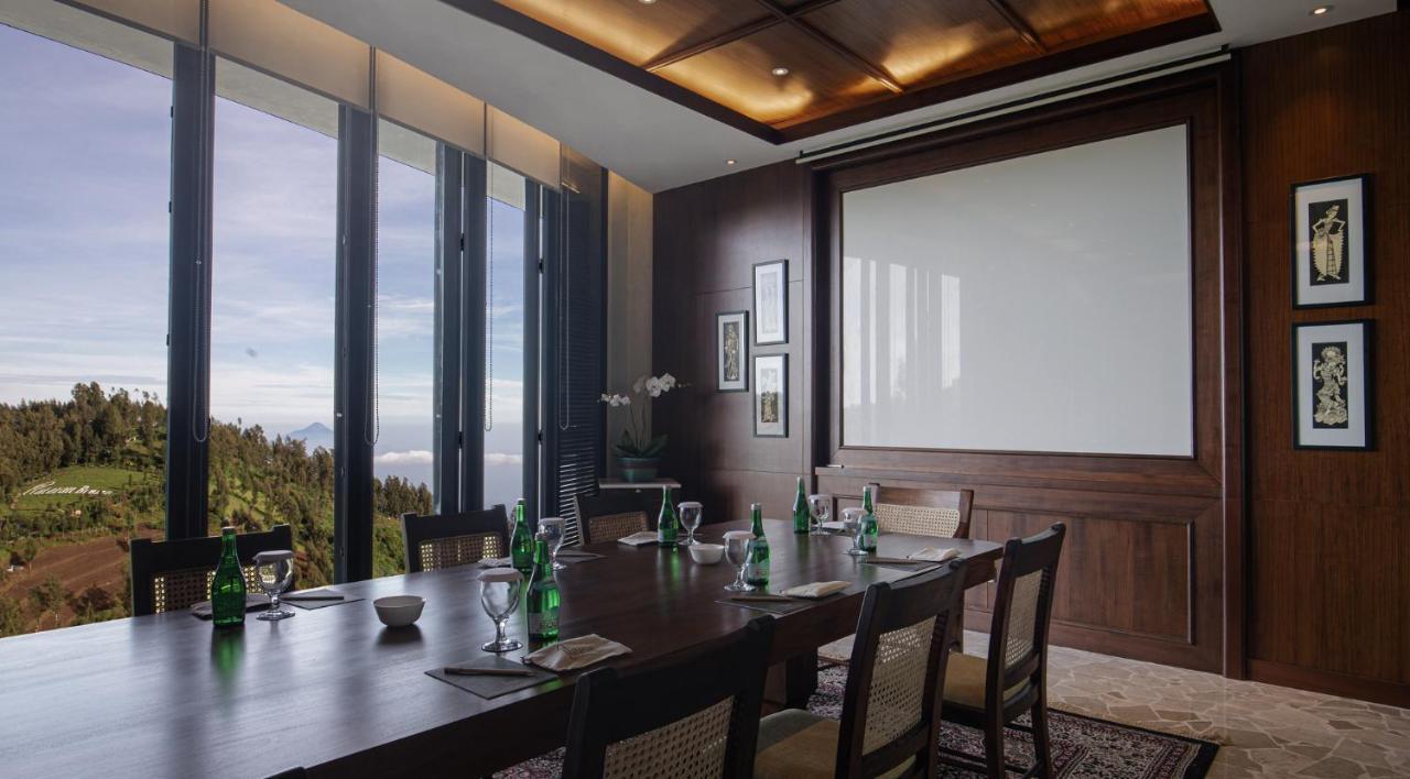 พลาตารัน โบรโม Hotel ภายนอก รูปภาพ