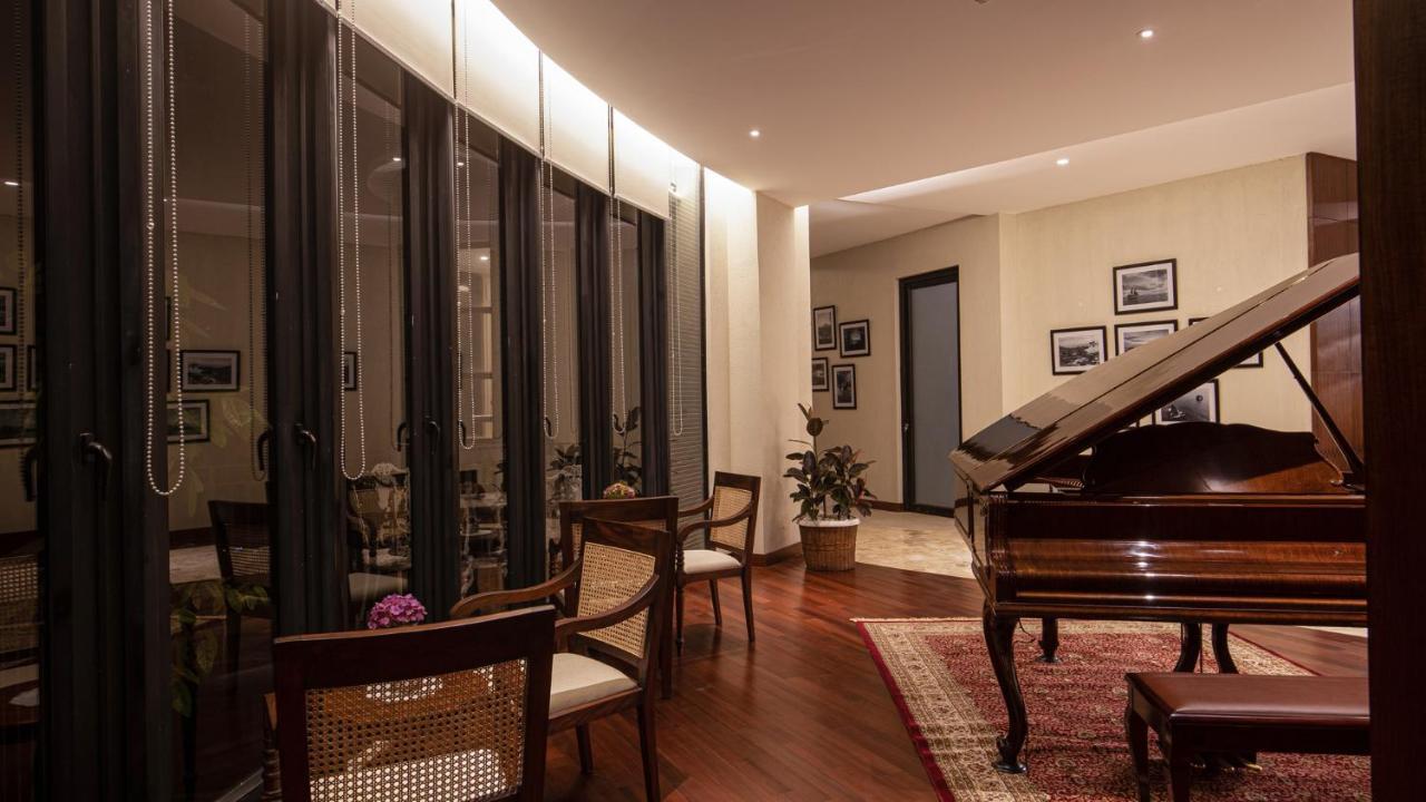 พลาตารัน โบรโม Hotel ภายนอก รูปภาพ