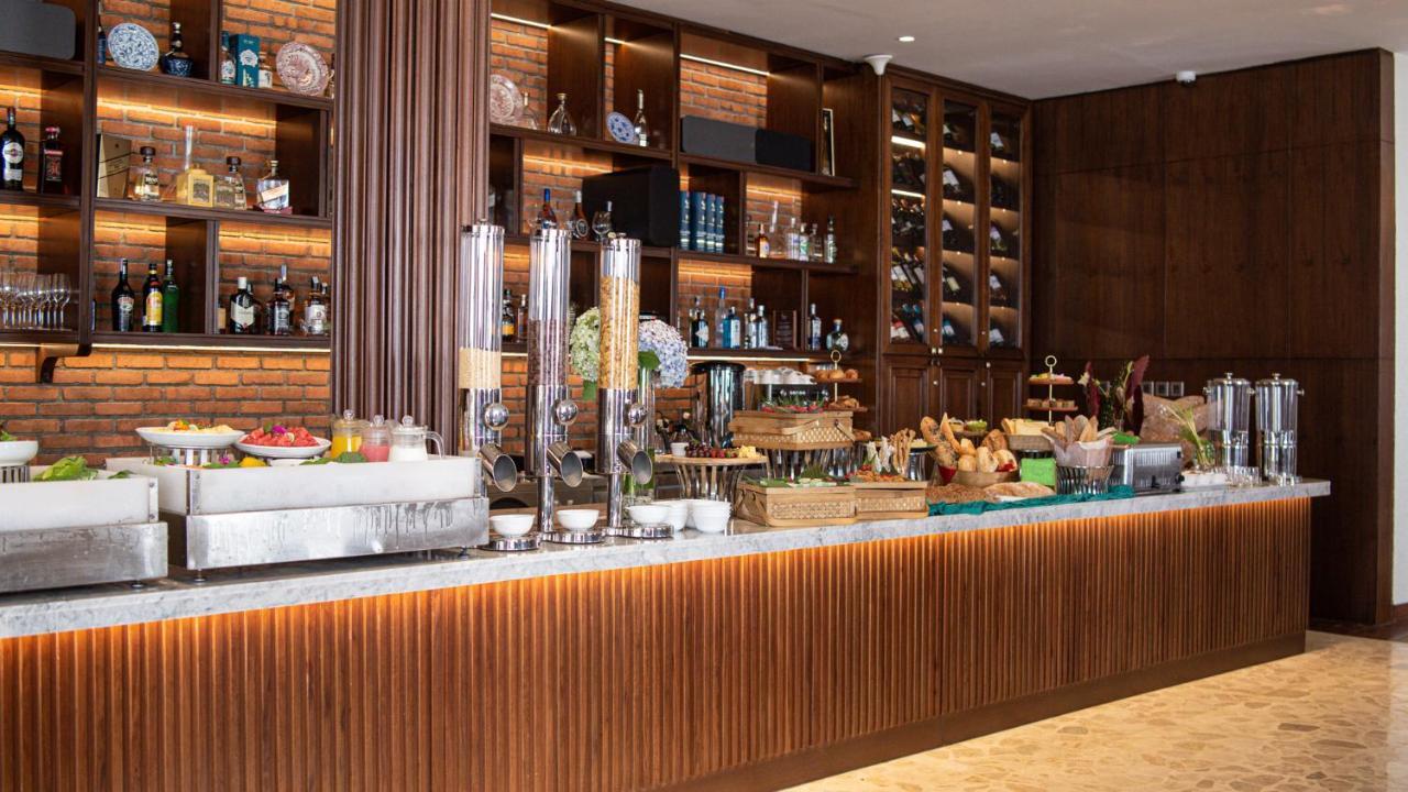 พลาตารัน โบรโม Hotel ภายนอก รูปภาพ